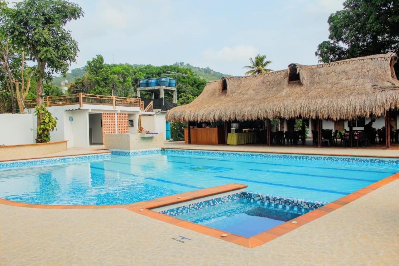 Hotel Mares Capurgana Luaran gambar